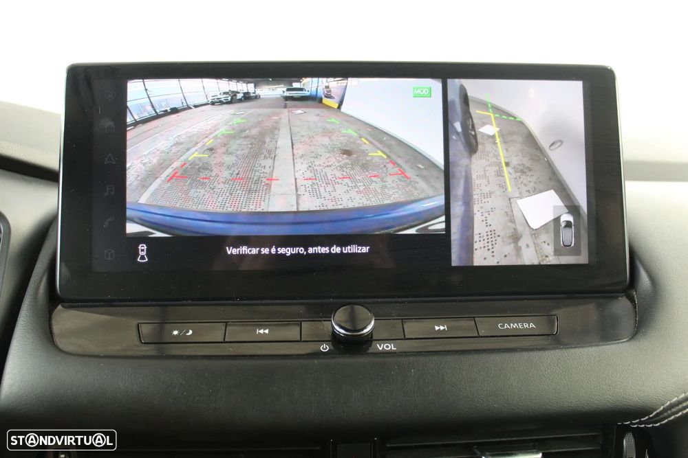 Nissan Qashqai 1.3 DIG-T N-Connecta - 14