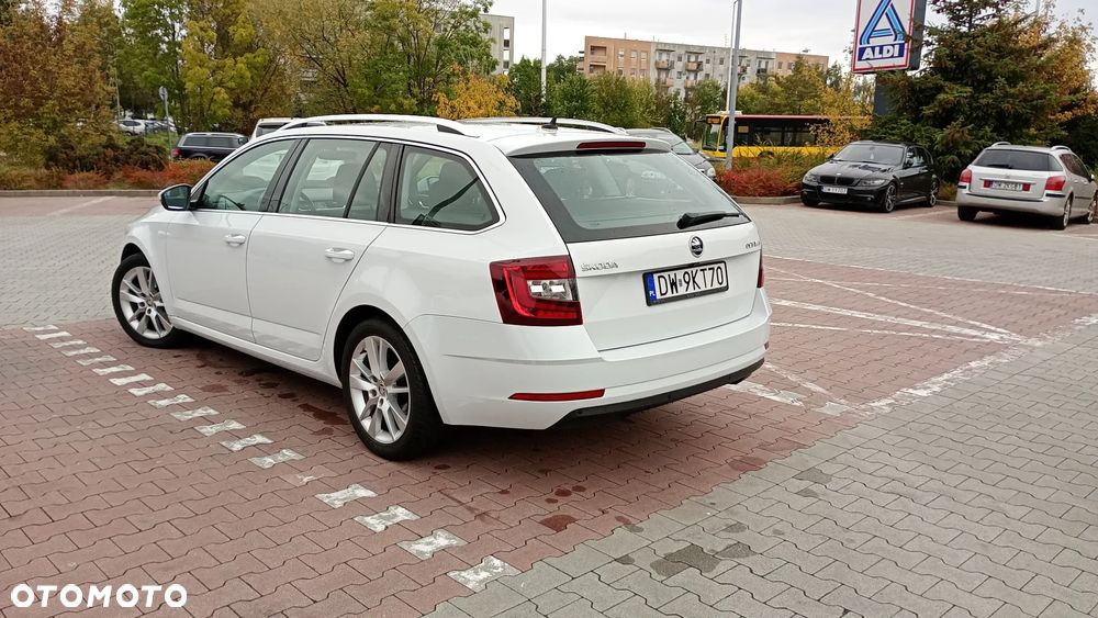 Skoda Octavia 1.5 TSI ACT Style - 6