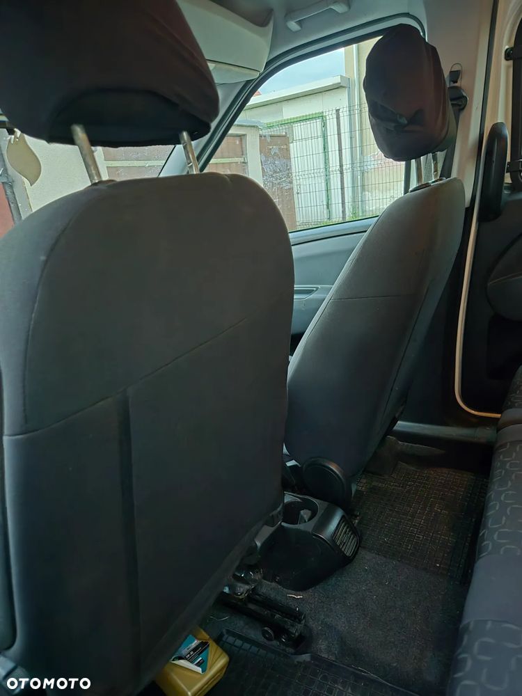 Fiat Doblo 1.6 MJ Active - 8