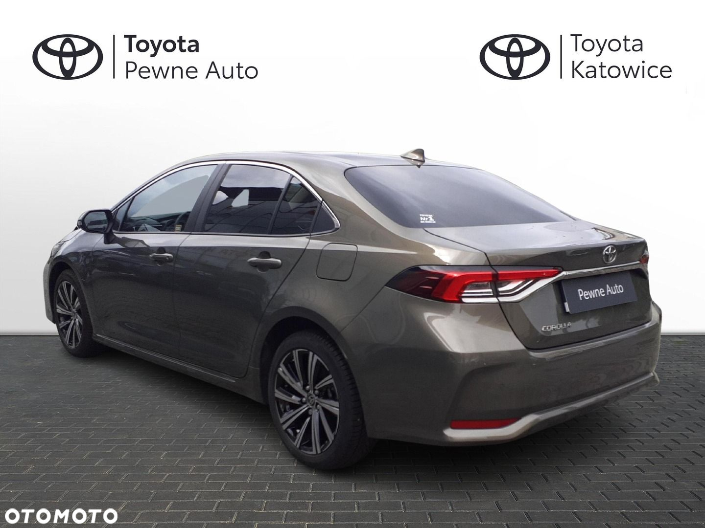 Toyota Corolla - 4