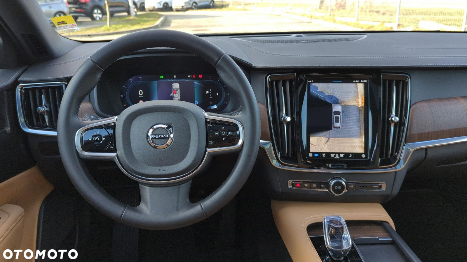 Volvo V90 Cross Country - 13