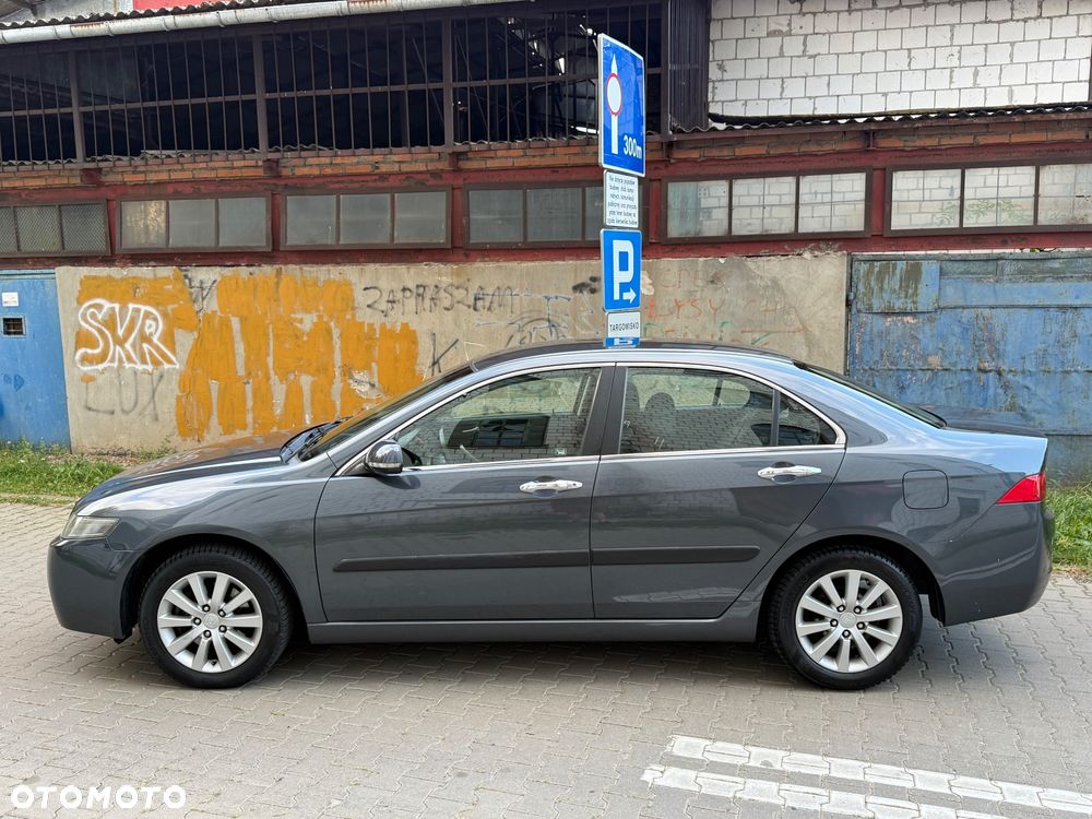 Honda Accord 2.0 Comfort - 2