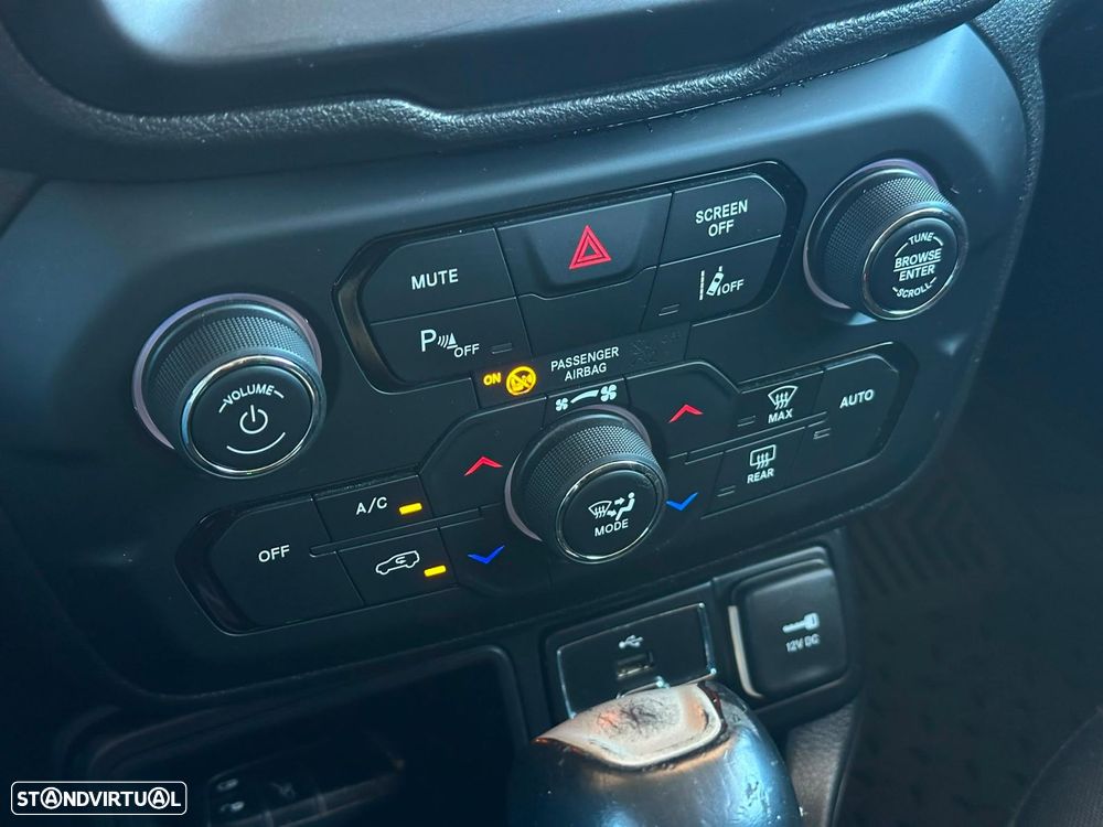 Jeep Renegade 1.6 MJD Limited DCT - 24