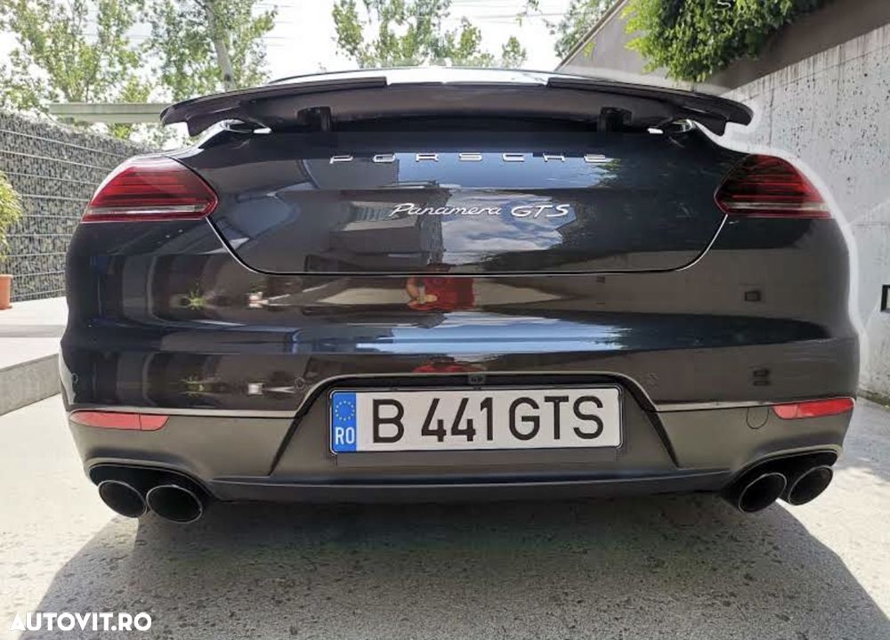 Porsche Panamera 4.8 PDK GTS - 2