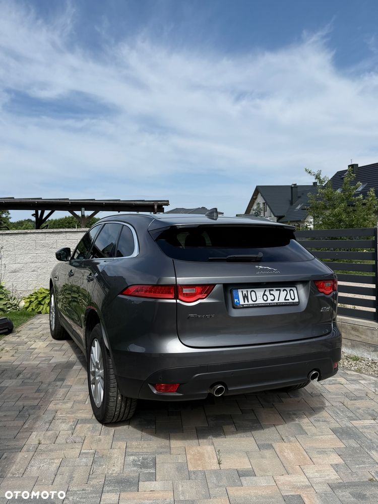 Jaguar F-Pace 2.0 i4D AWD Prestige - 3