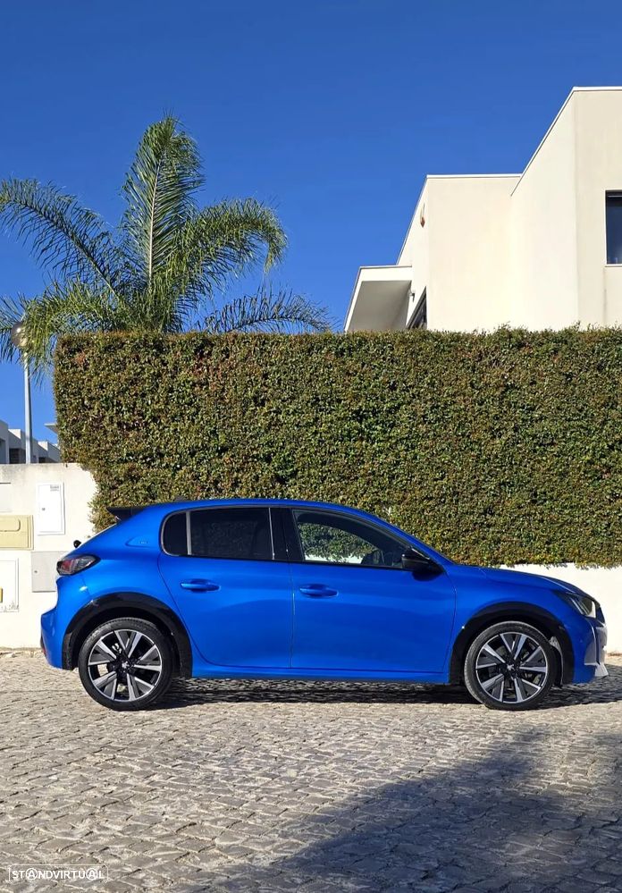Peugeot 208 1.2 PureTech GT EAT8 - 22
