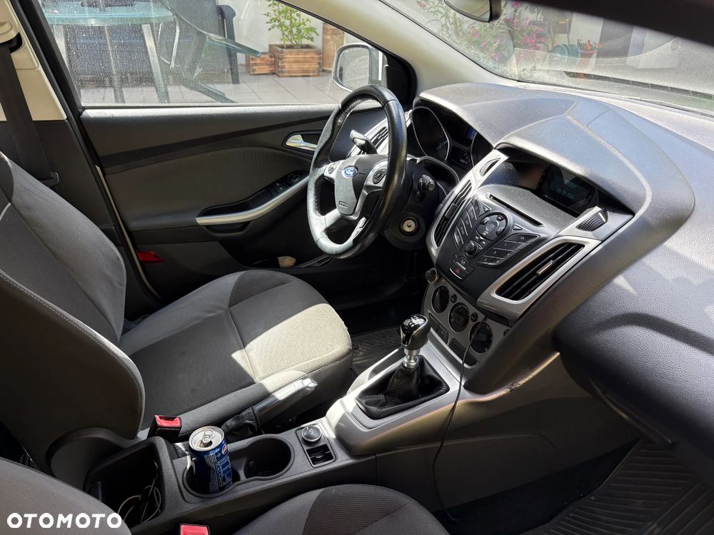 Ford Focus 1.6 TDCi Ambiente - 7