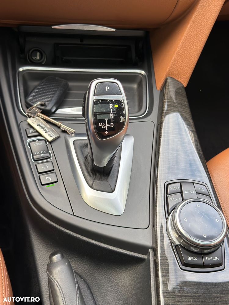 BMW Seria 3 320d GT Aut. Luxury Line - 10