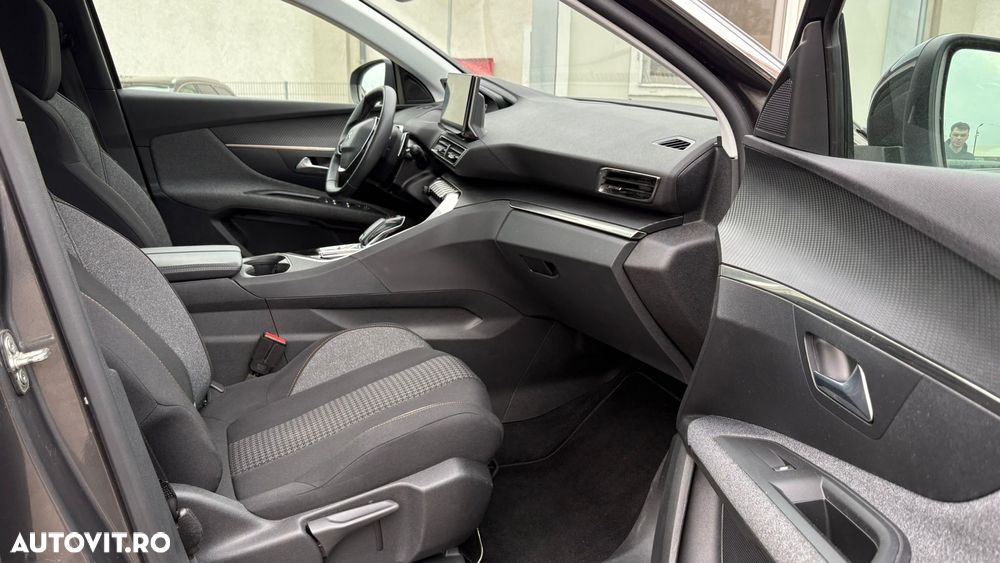 Peugeot 3008 - 24