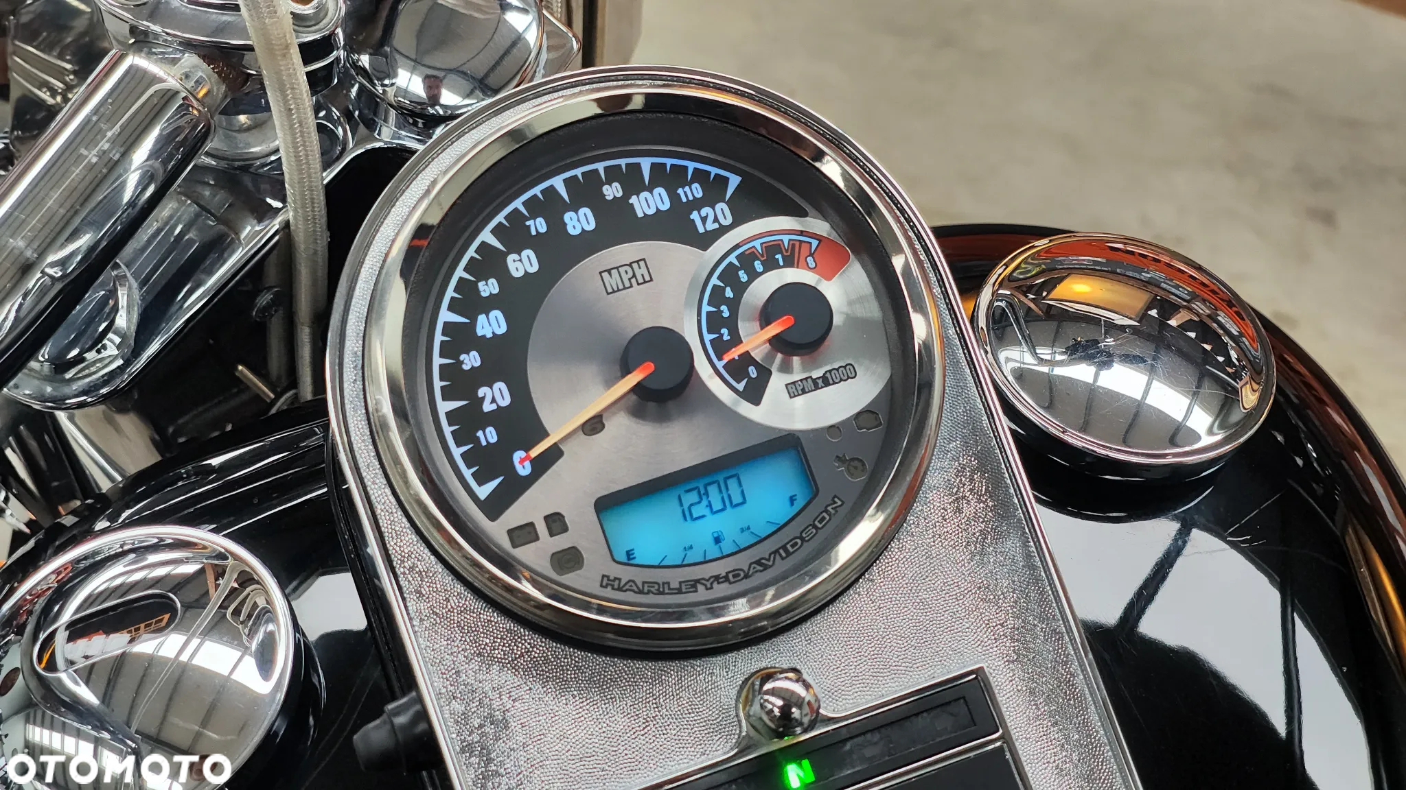 Harley-Davidson Softail Heritage Classic - 13