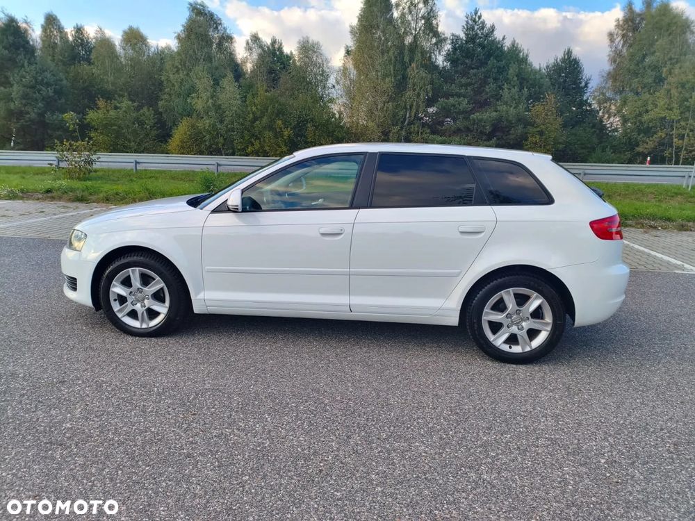 Audi A3 Sportback 1.4 TFSI Attraction - 8