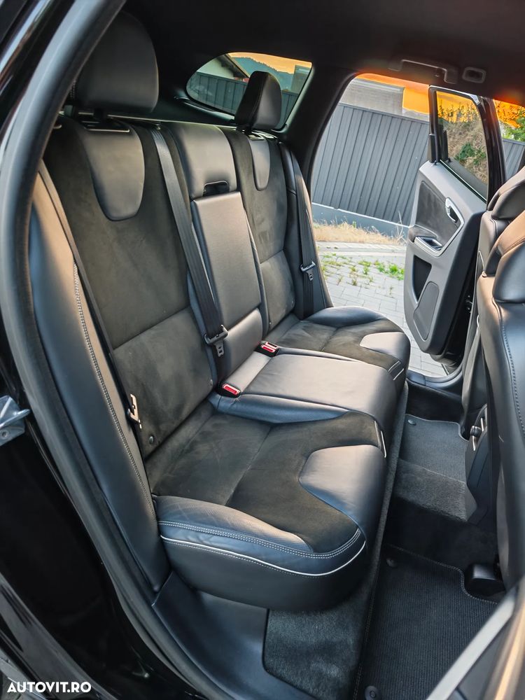 Volvo XC 60 - 29