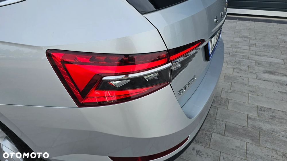 Skoda Superb 2.0 TSI Ambition DSG - 15