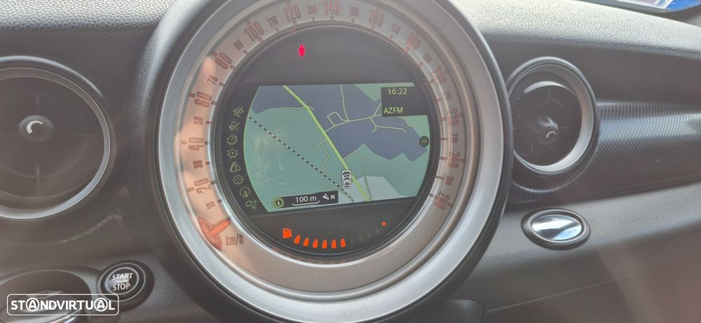 MINI 3 Portas Cooper SD - 24