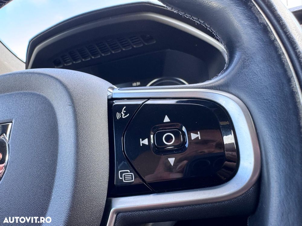 Volvo XC 90 T8 eAWD R-Design - 31