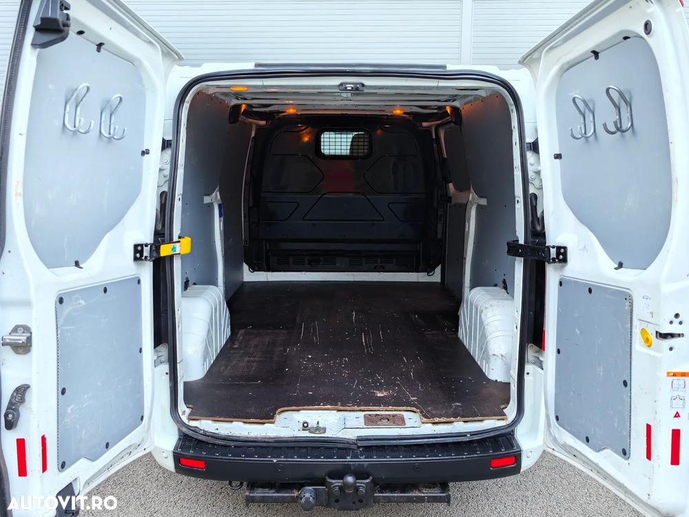 Ford Transit Custom L2H1 - 14