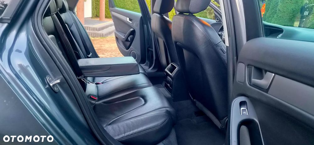 Audi A4 Avant 2.0 TDI DPF Attraction - 12