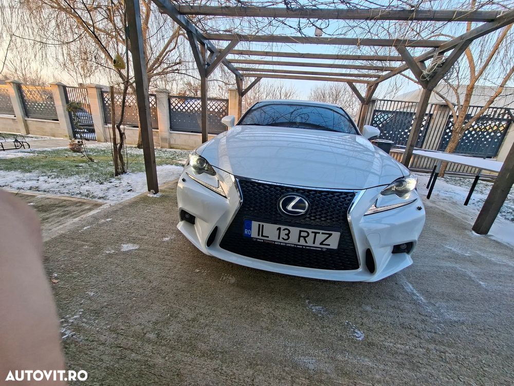 Lexus Seria IS 300h Aut. F Sport - 3
