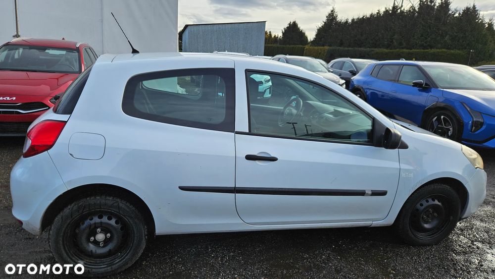 Renault Clio 1.5 dCi Alize - 5