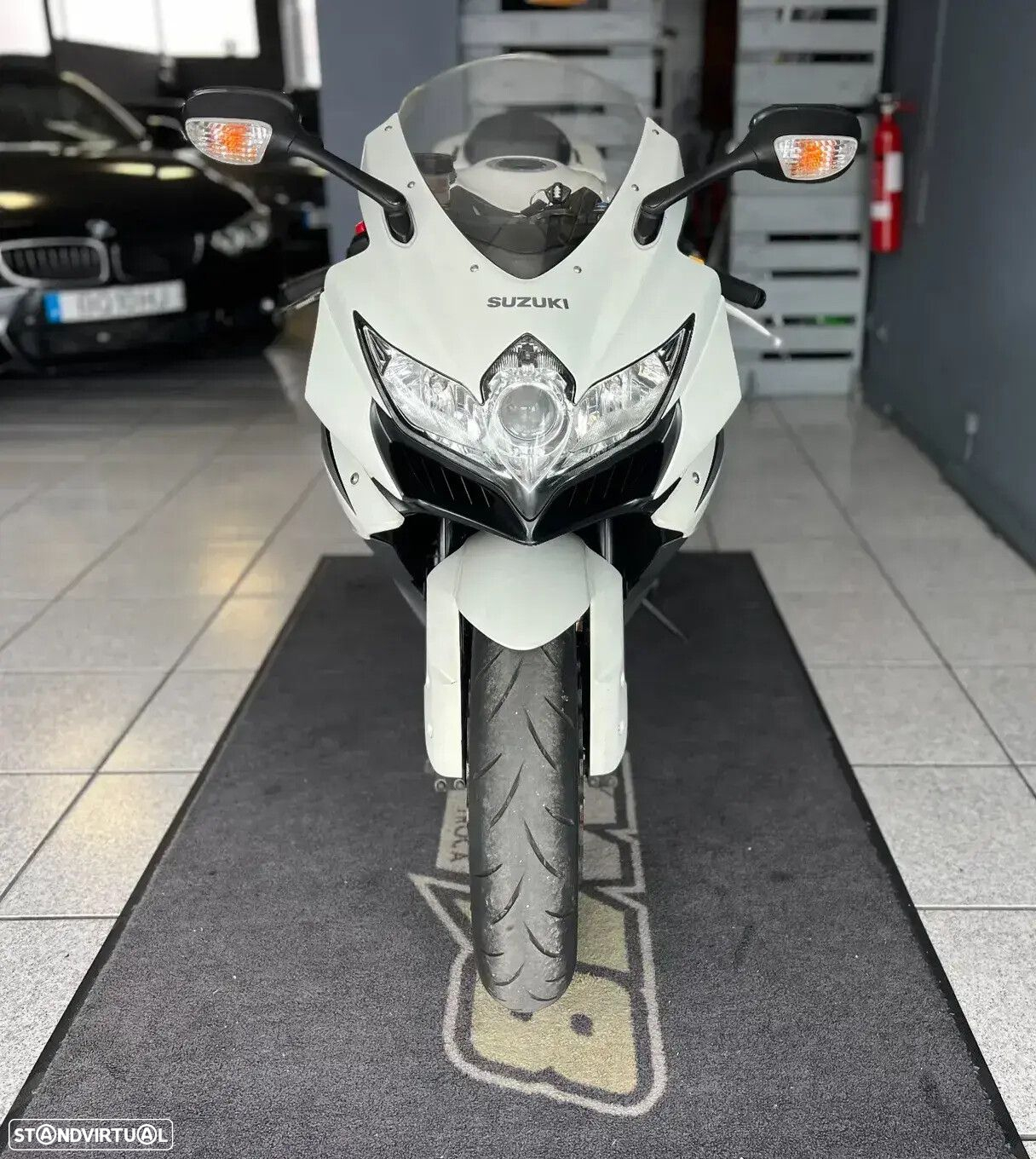 Suzuki GSX-R - 4