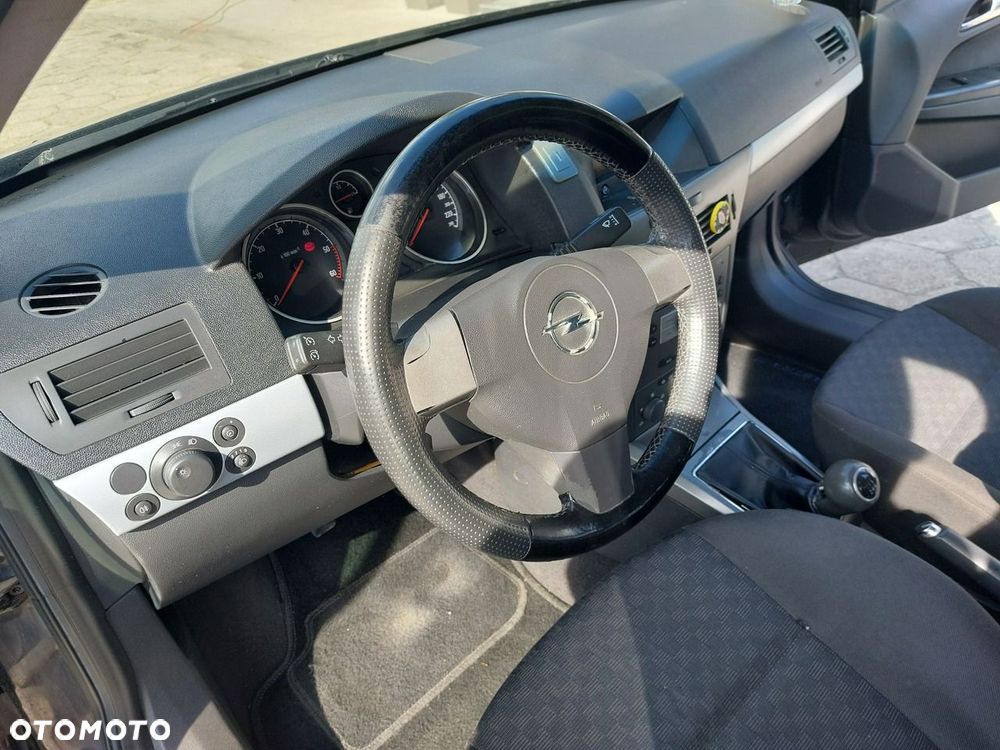 Opel Astra - 11