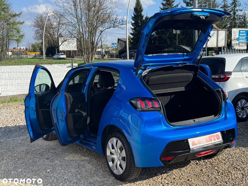 Peugeot 208 - 19