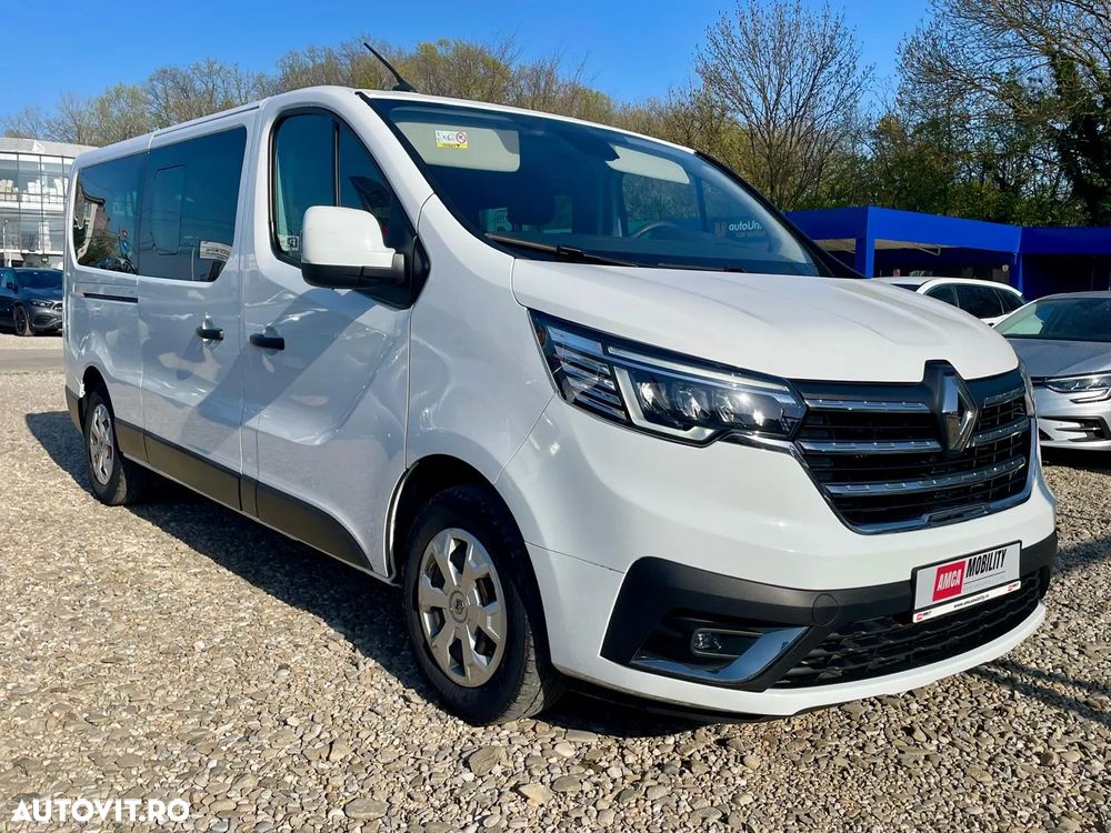 Renault Trafic 2.0 Blue dCi 110 S&S L2 8+1 Life - 1