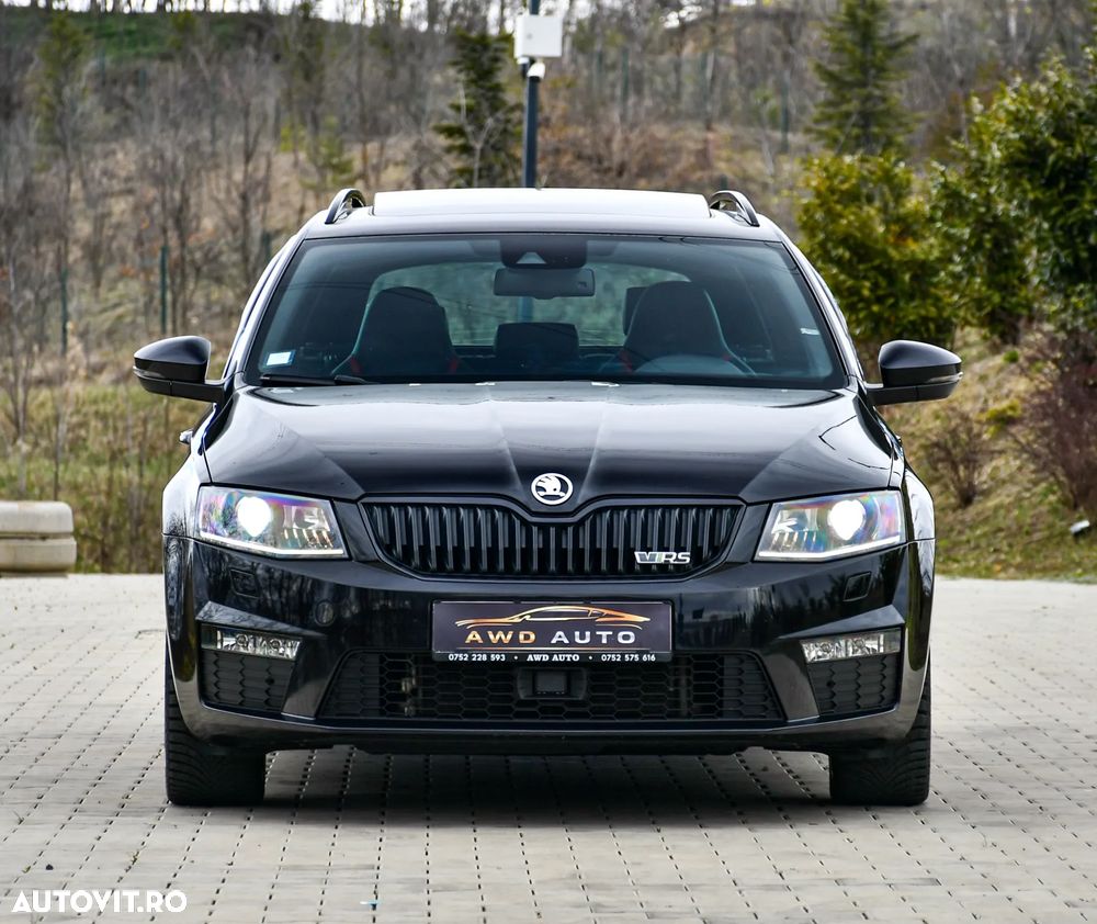 Skoda Octavia 2.0 TDI (Green tec) DSG RS - 32