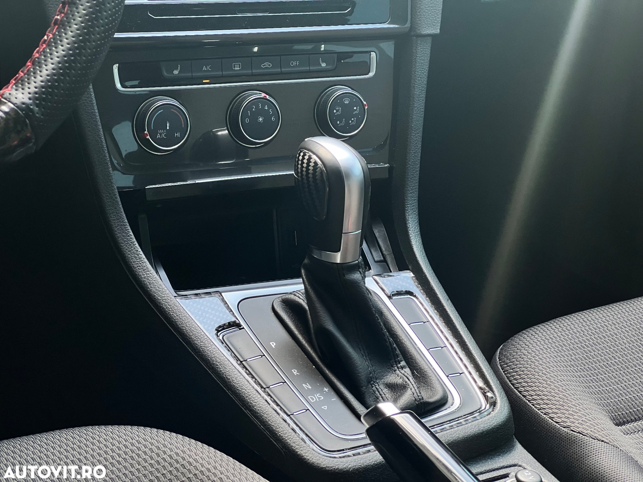 Volkswagen Golf - 7