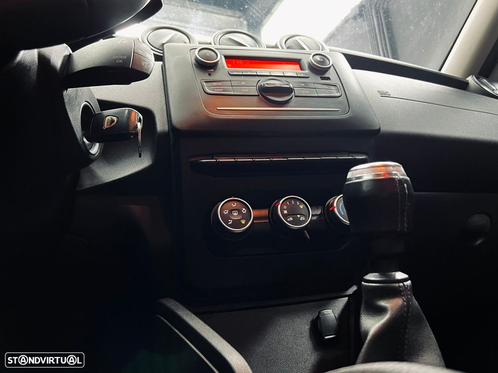 Dacia Duster 1.5 Blue dCi Expression - 19