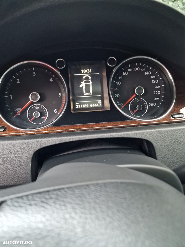 Volkswagen Passat 2.0 TDI BlueMotion Technology DSG Comfortline - 8