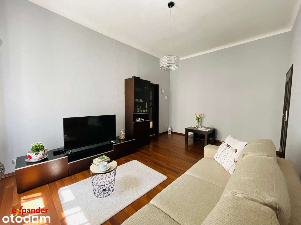 76,8 m² | 3 pokoje | Główny Rynek (Oficyna – cisza!) | Czynsz 500 zł