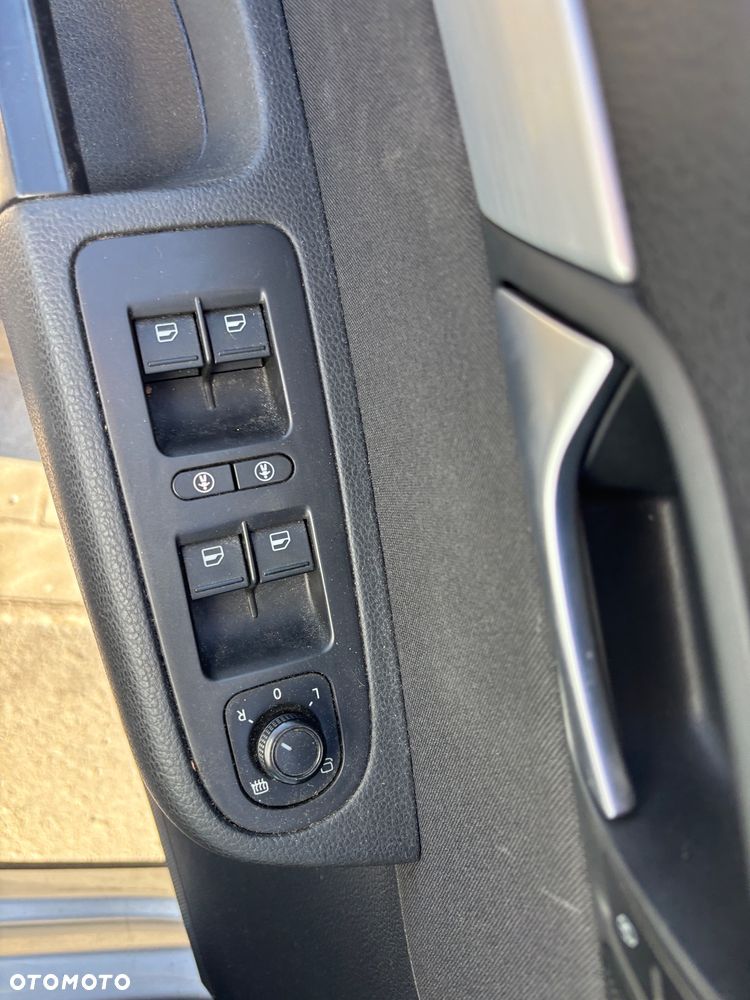 Volkswagen Sharan - 16