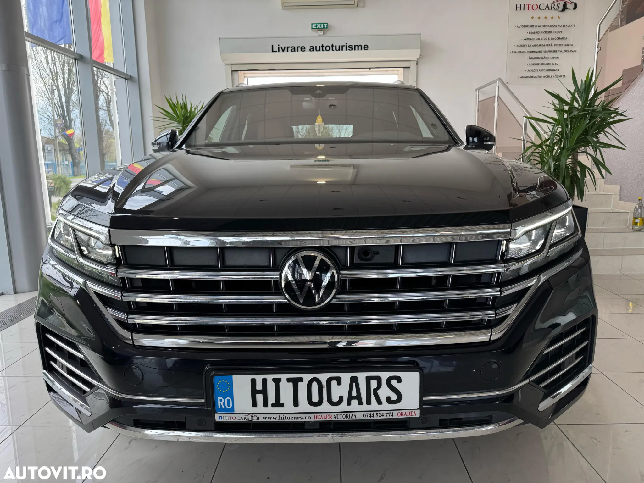 Volkswagen Touareg - 2
