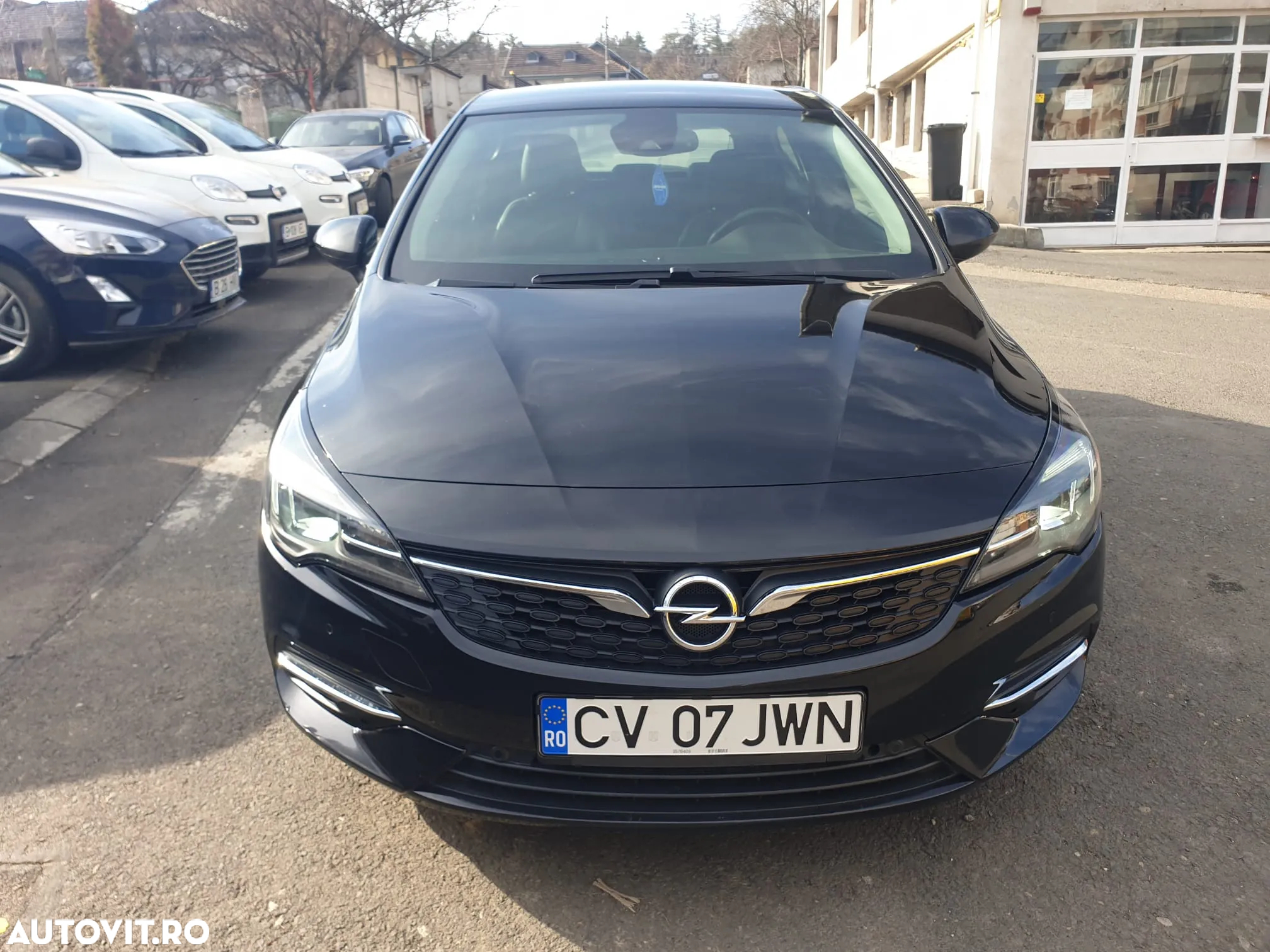 Opel Astra 1.2 Turbo Start/Stop Business Elegance - 2