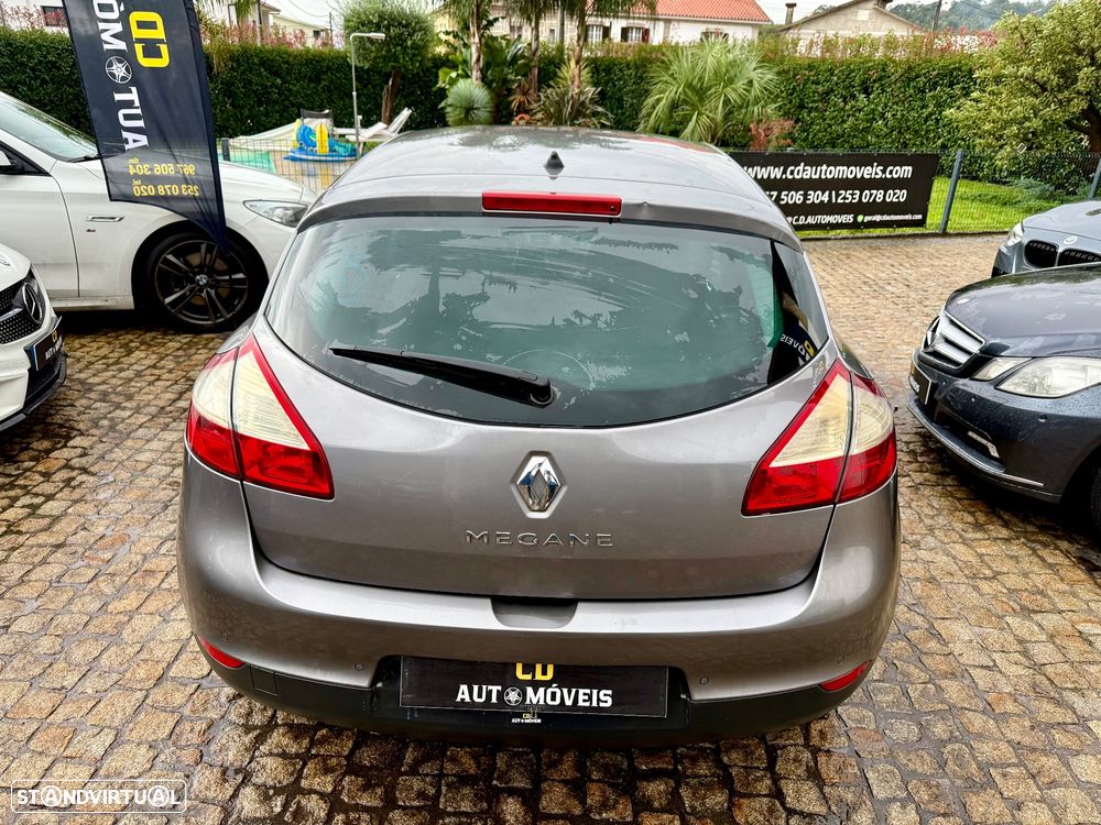 Renault Mégane 1.5 dCi Dynamique - 19