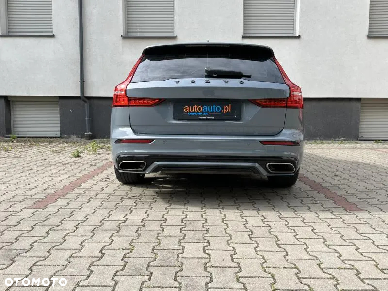 Volvo V60 B4 B R-Design - 6