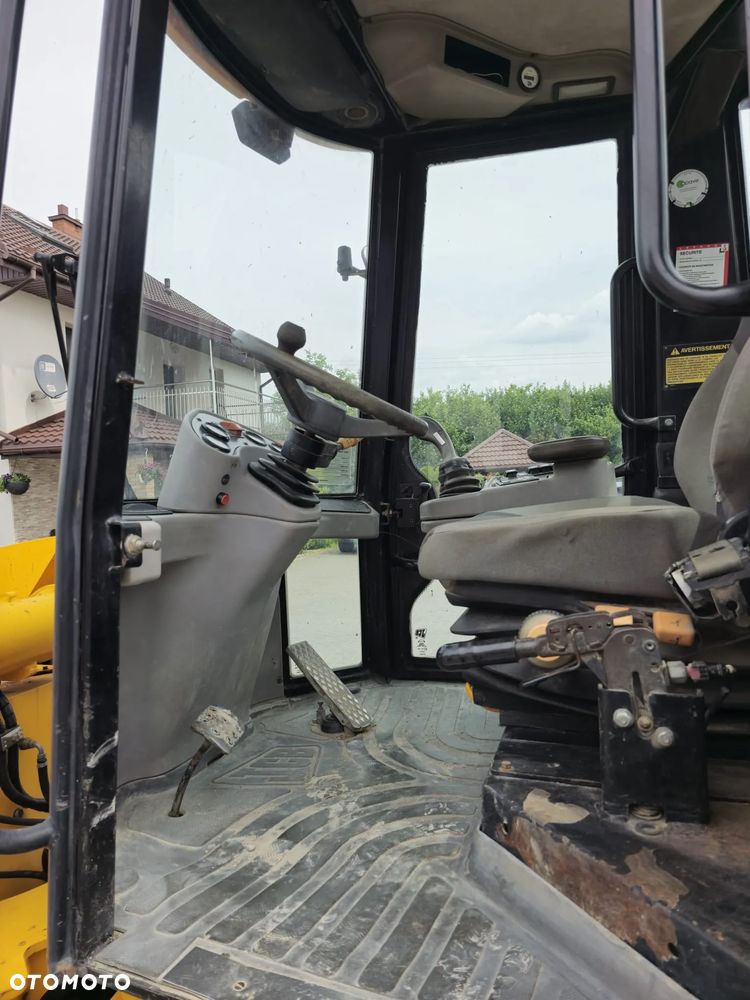 JCB 408 - 5