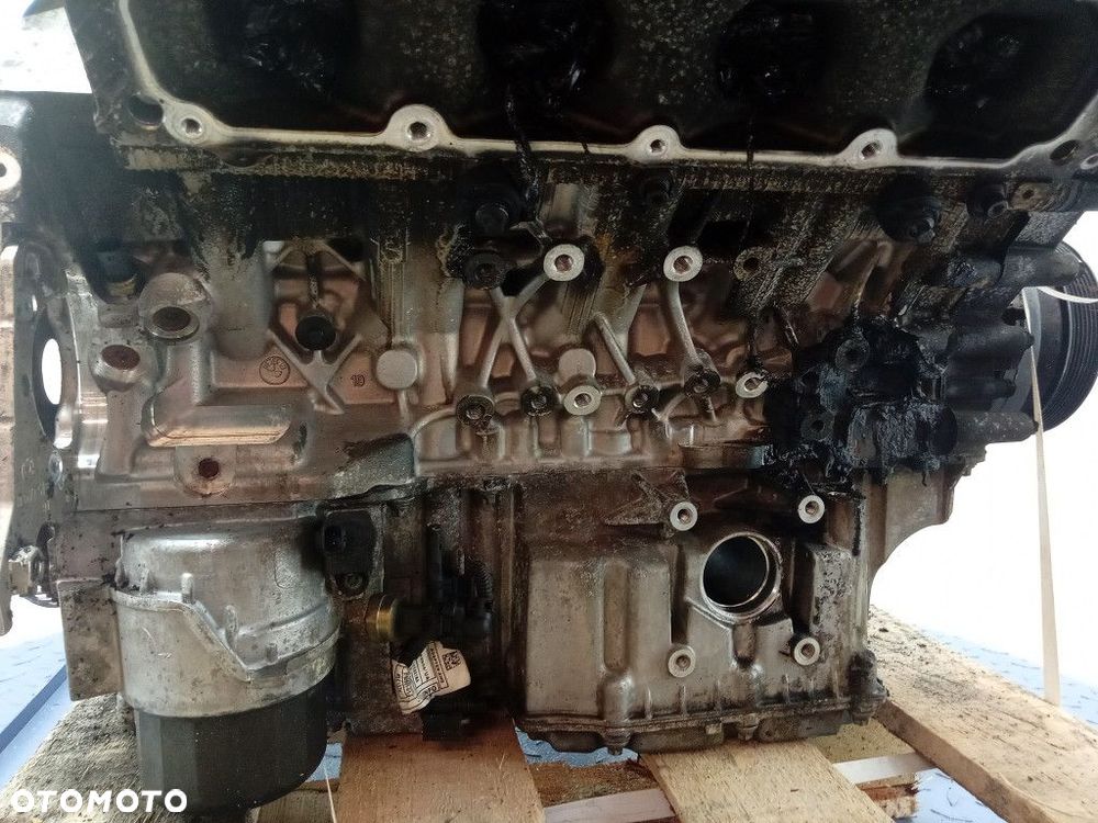 BMW X5 G05 G06 M50i SILNIK BENZYNA 4.4 V8 530KM N63B44D - 15