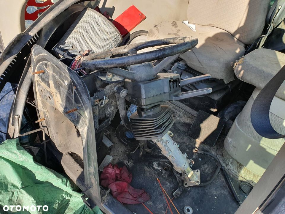 KOLUMNA KIEROWNICZA CASE MAGNUM 280 + KIEROWNICA - 1