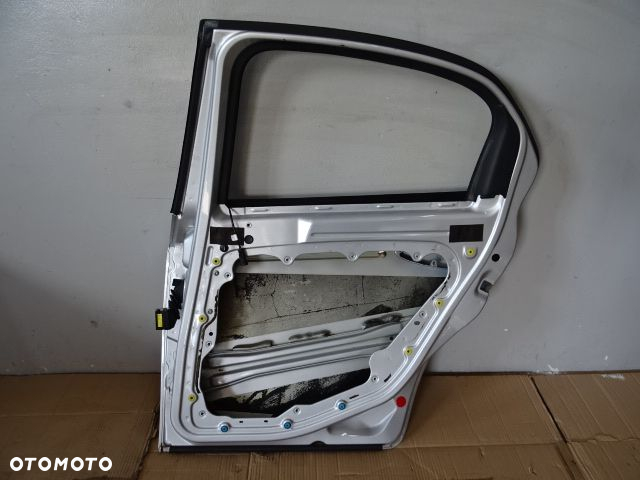DRZWI PRAWY TYŁ PRAWE TYLNE ALFA ROMEO 159 SEDAN LAK:565/A NR505 - 12