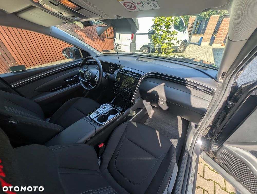 Hyundai Tucson 1.6 T-GDi HEV Executive 2WD - 16