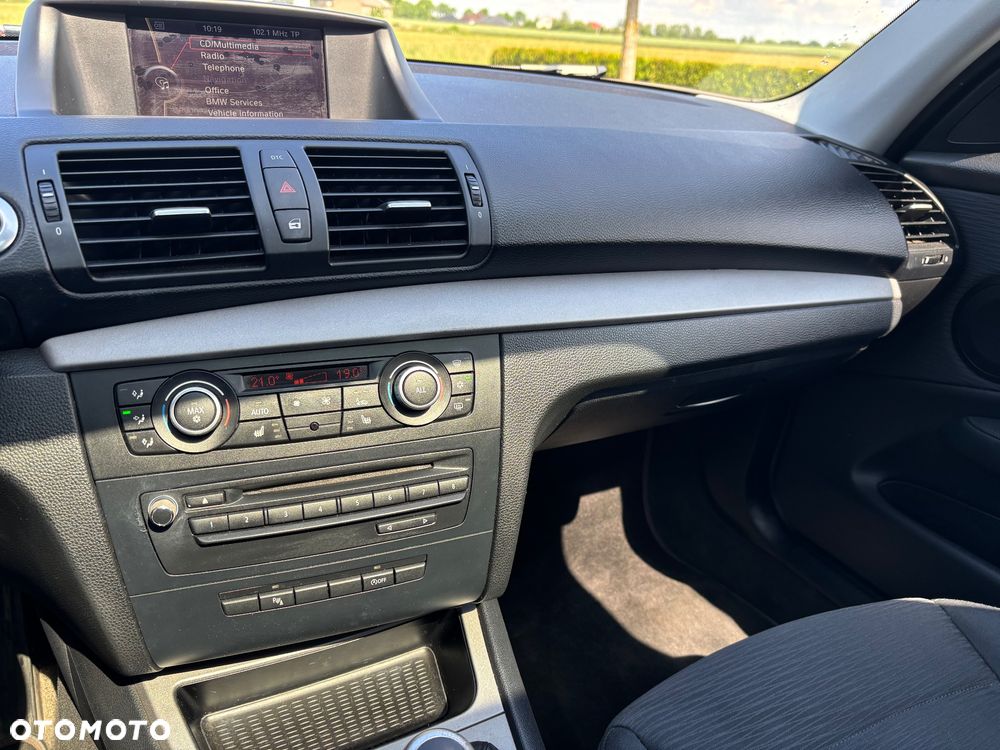BMW Seria 1 116d - 11