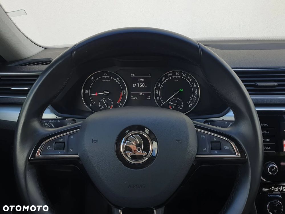 Skoda Superb 2.0 TDI Ambition DSG - 12