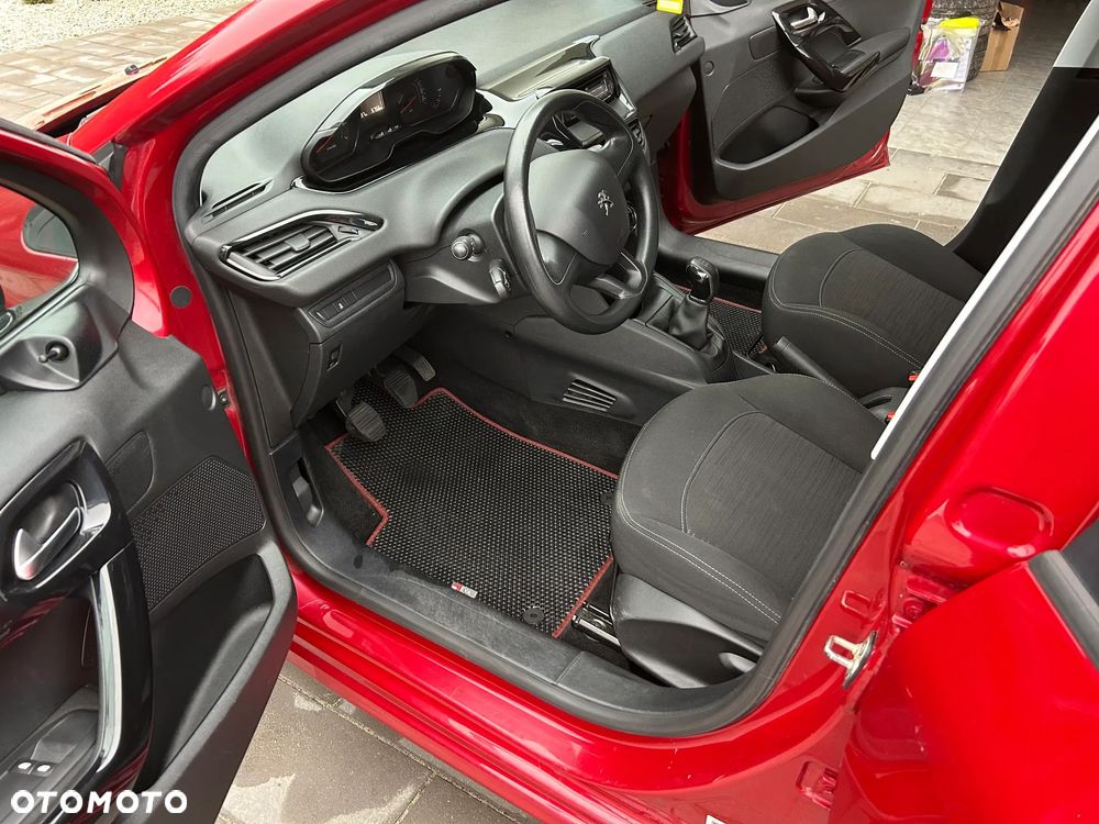 Peugeot 208 1.2 VTi Access - 13