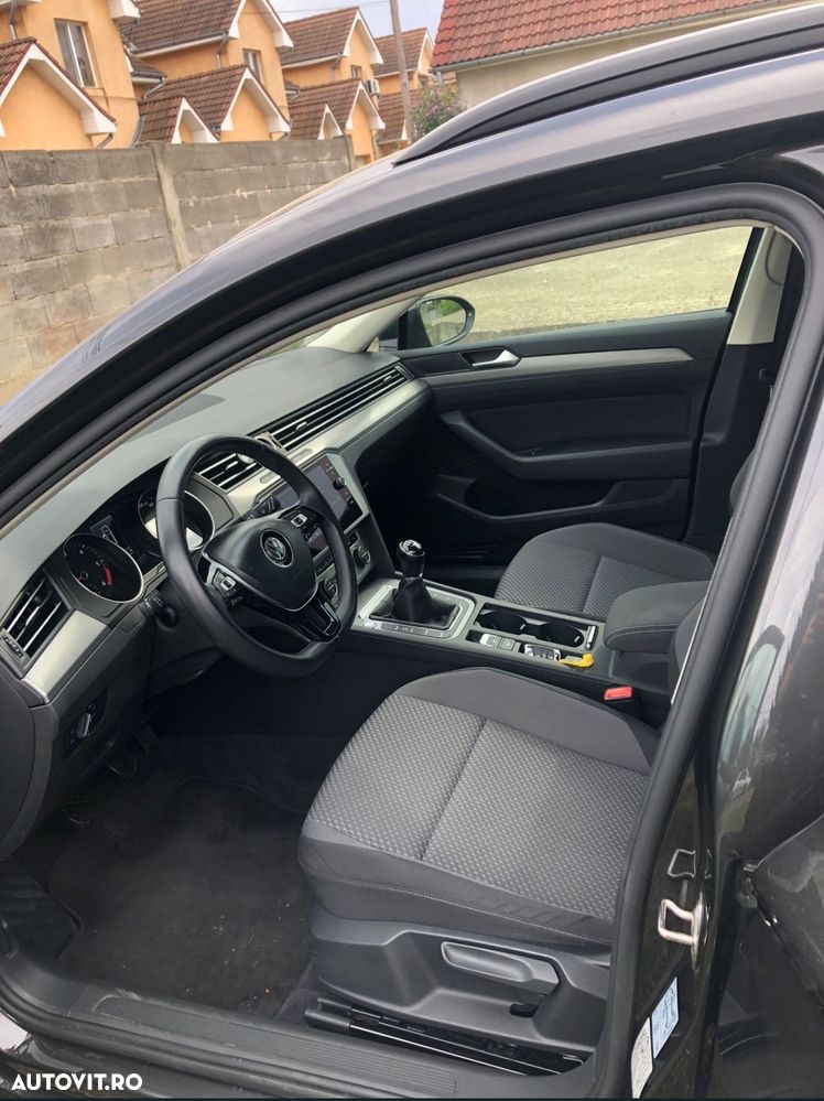 Volkswagen Passat 2.0 TDI SCR Comfortline - 4