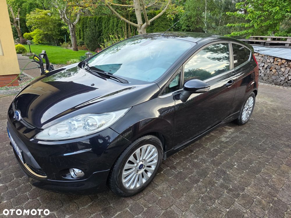 Ford Fiesta 2009 photo 2