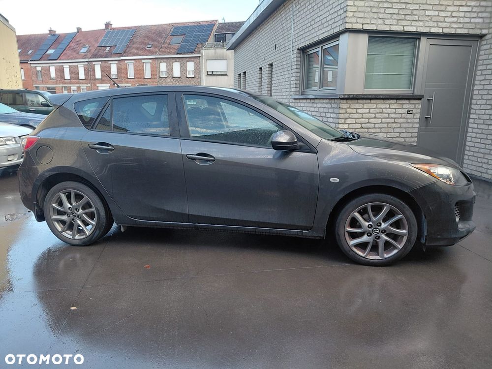 Mazda 3 - 3