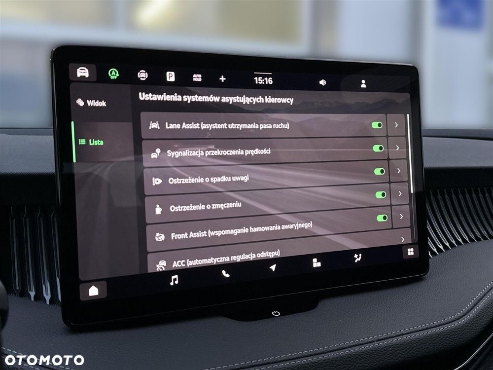 Skoda Superb 2.0 TDI SCR Selection DSG - 25