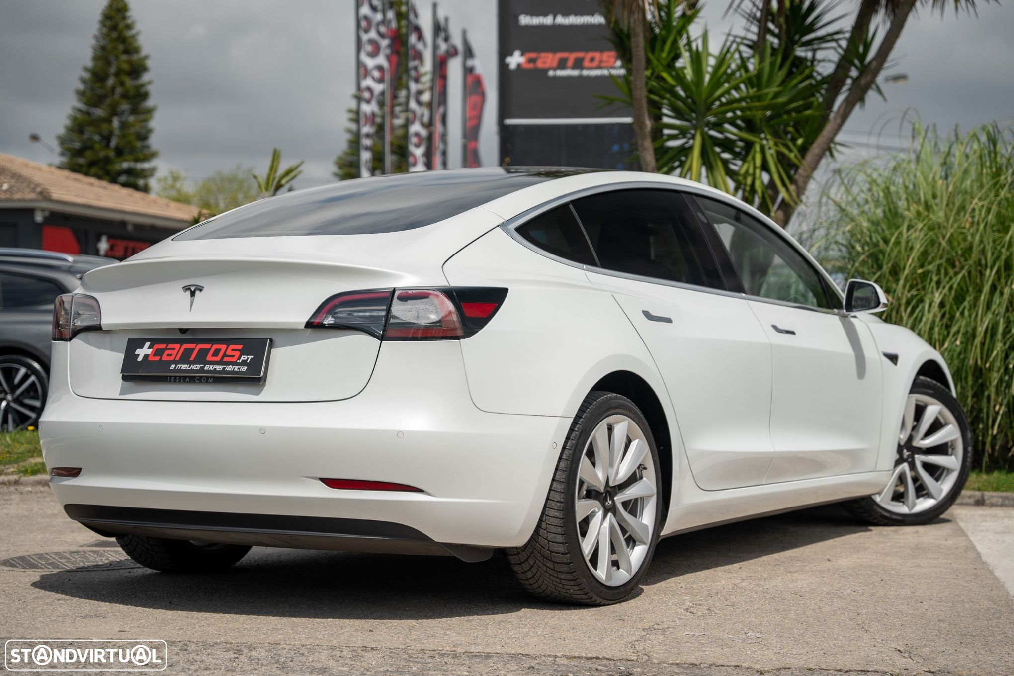 Tesla Model 3 Standard Range Plus RWD - 4